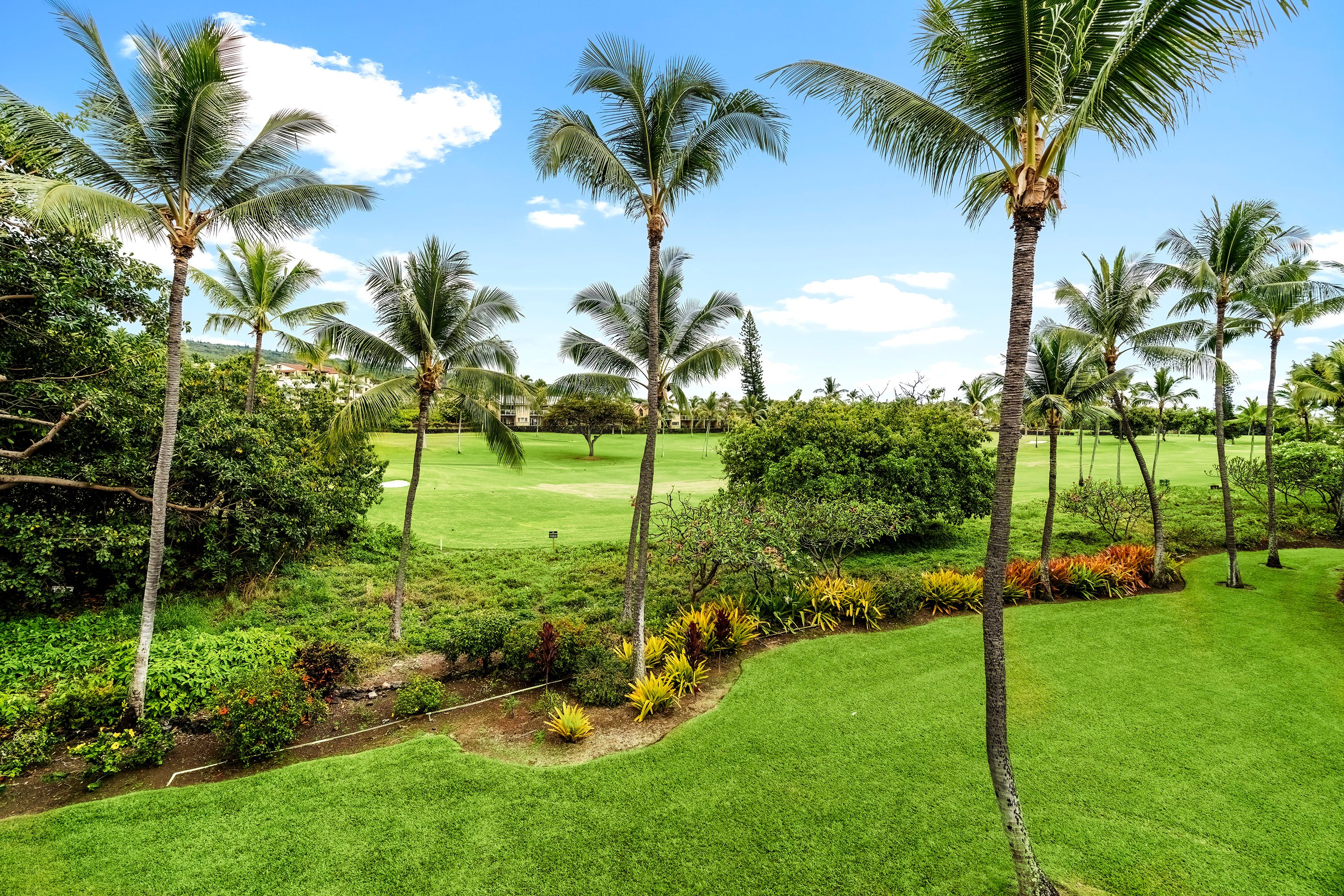 Keauhou Kona Surf & Racquet Club 7303 Knutson & Associates