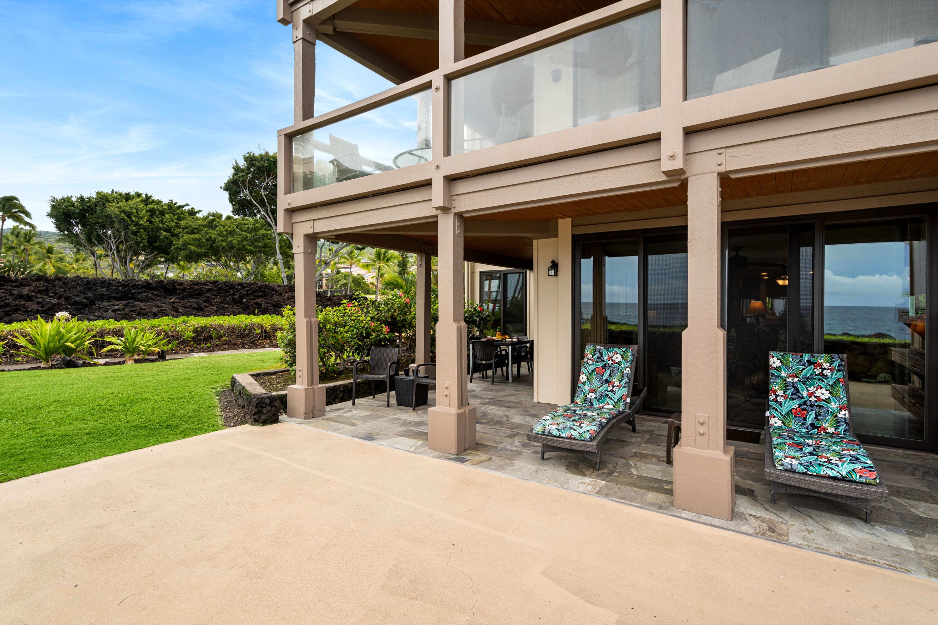 Keauhou Kona Surf & Racquet Club 5101 Knutson & Associates