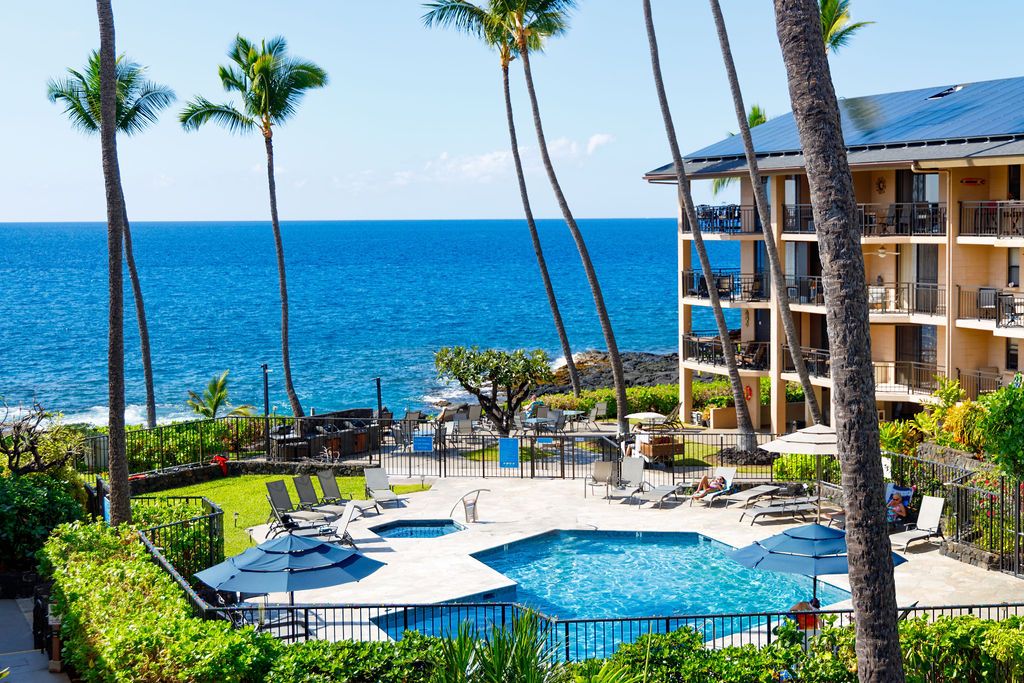 Kona Makai 2-303 | Knutson & Associates