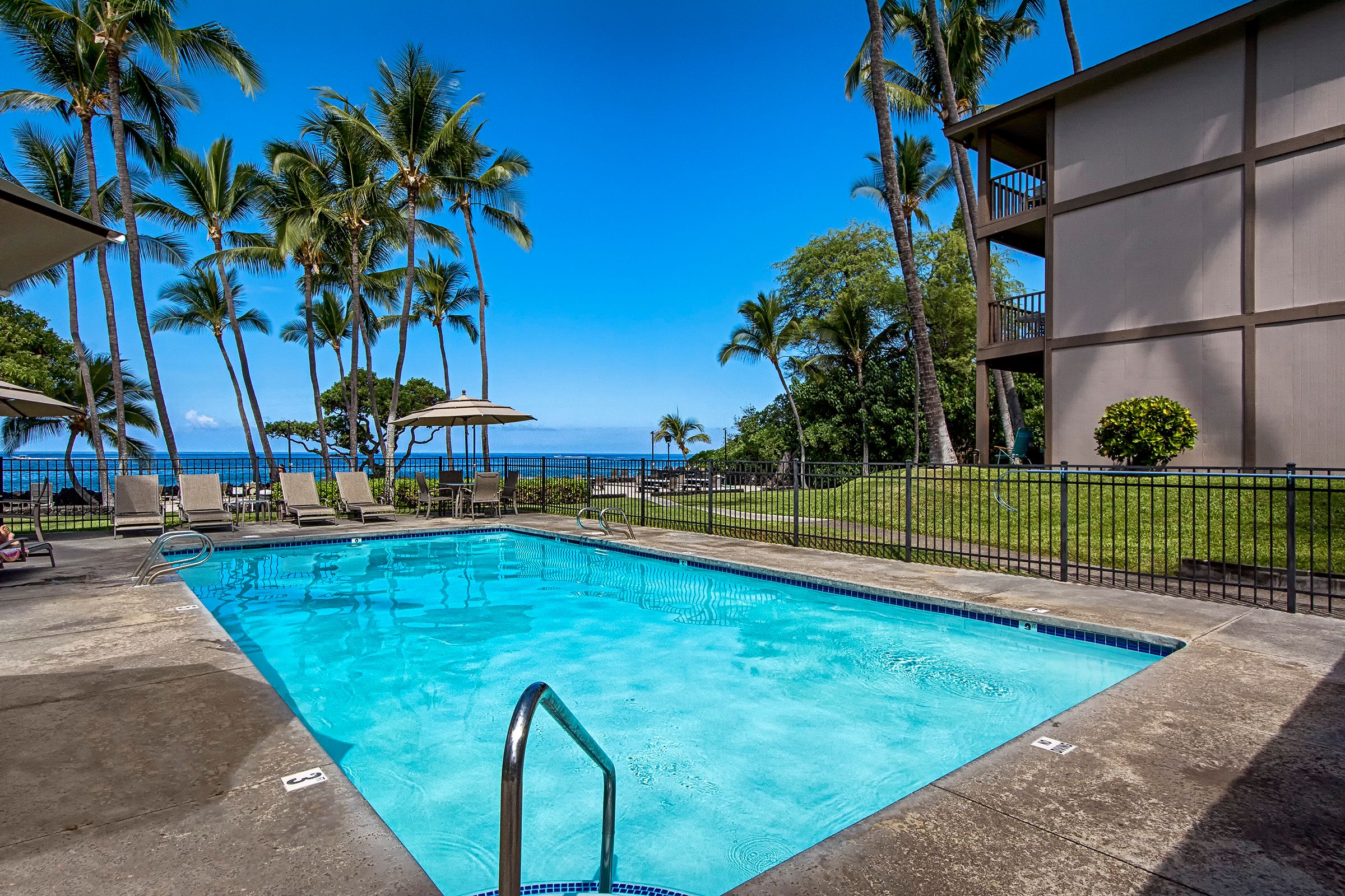 Kona Isle A4 | Knutson & Associates