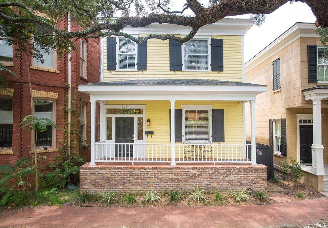 Oakview Manor | Savannah Rentals | Lucky Savannah