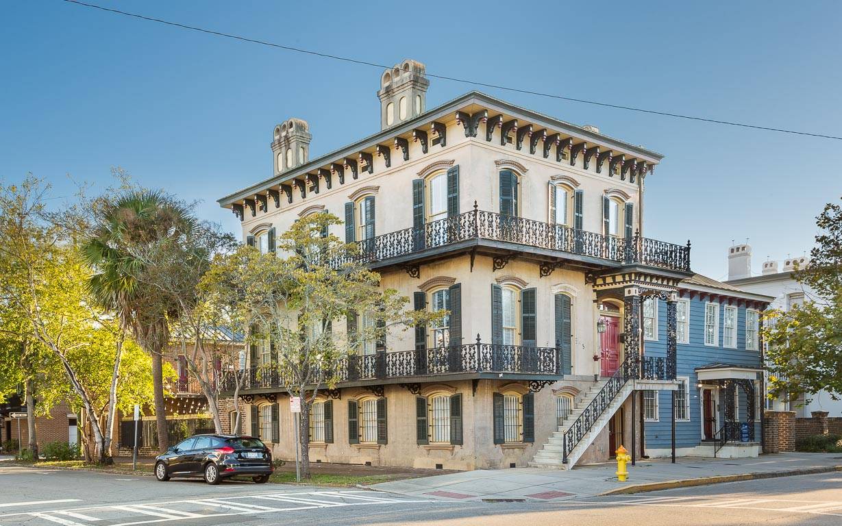 The Broughton Estate Savannah Rentals Lucky Savannah