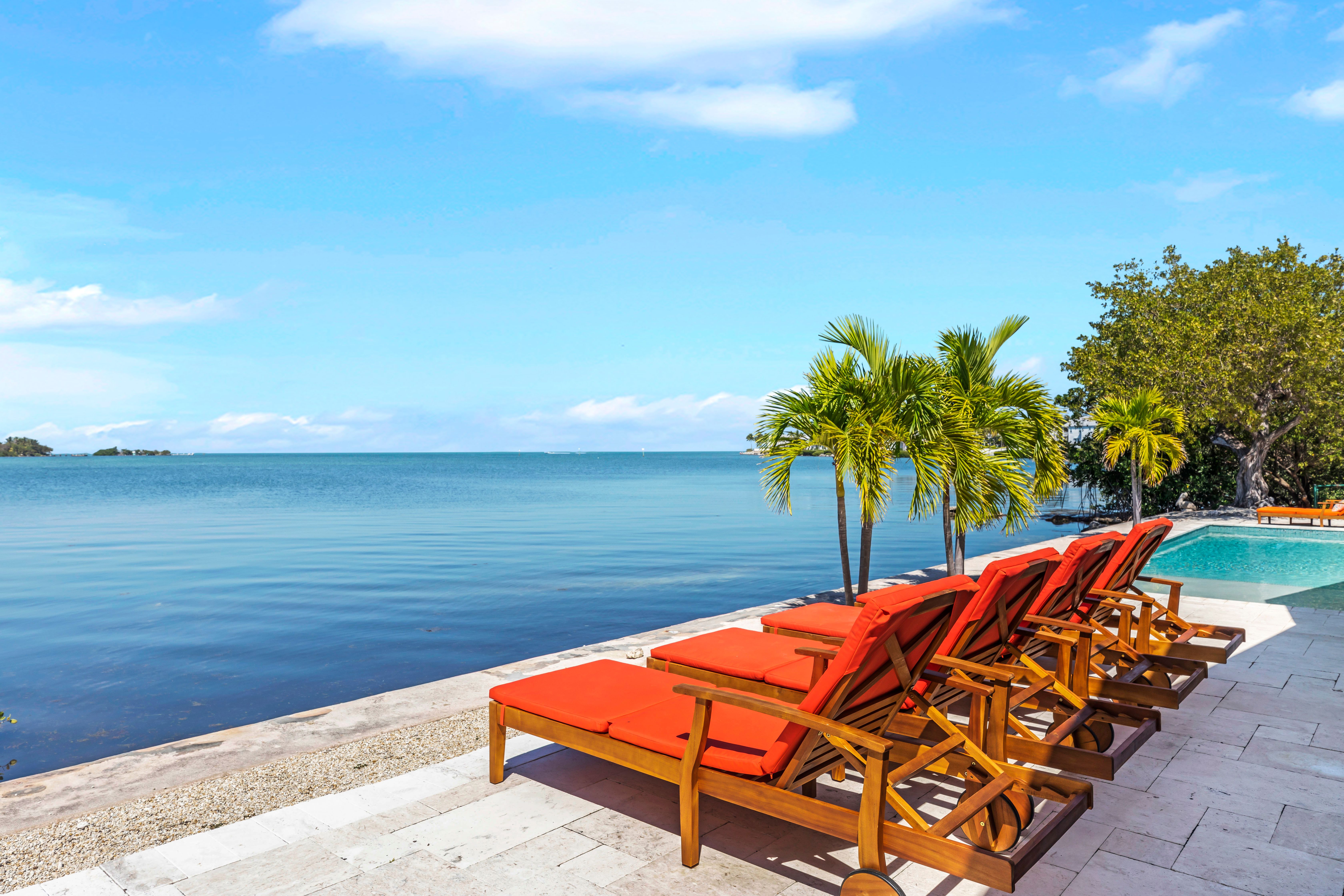 Gulf Breezes Marathon Vacation Rentals