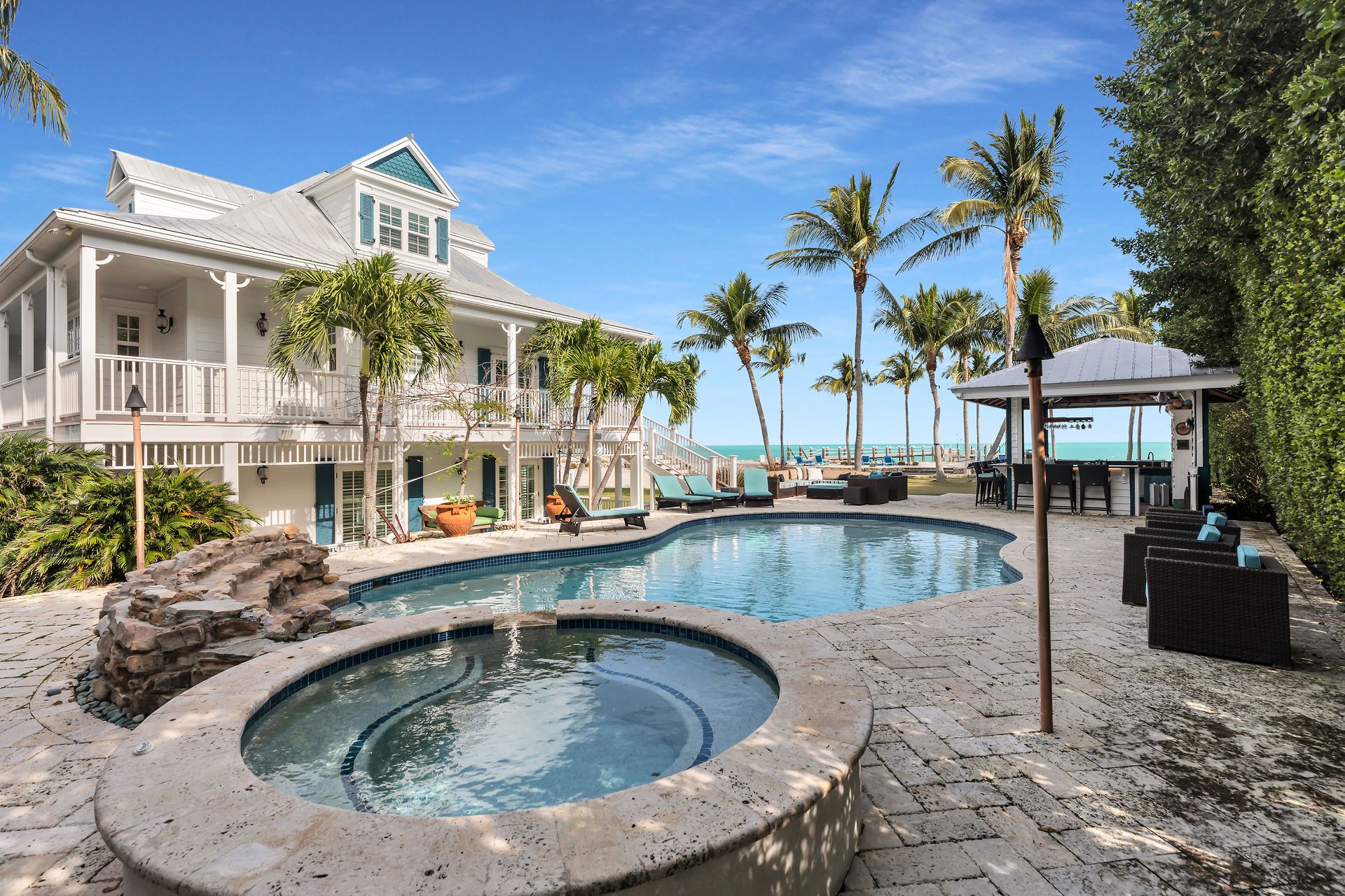 Pineapple Beach Marathon Vacation Rentals