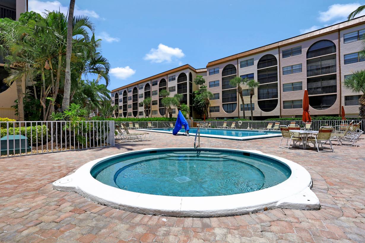 Anglers Cove E506 Marco Island Vacation Properties