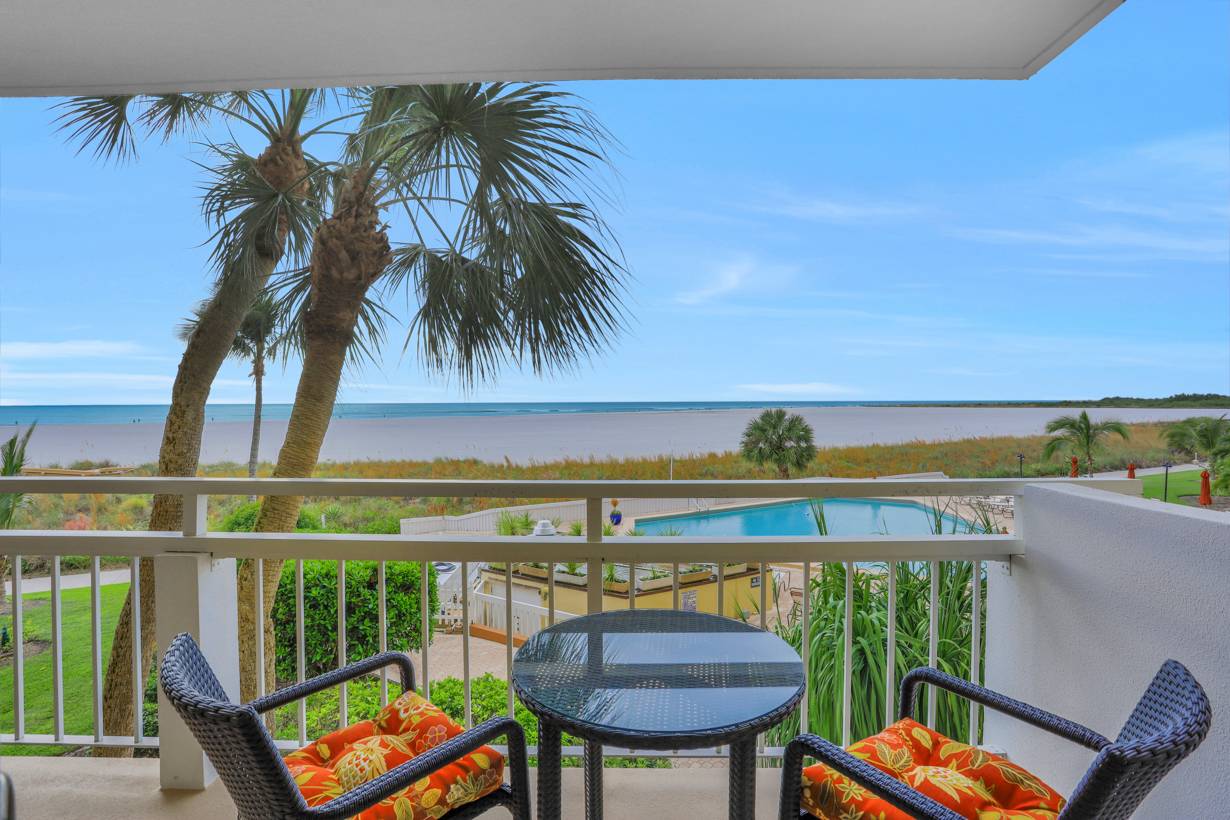 The Tradewinds Marco Island Fl Real Estate Homes For Sale Realtor Com