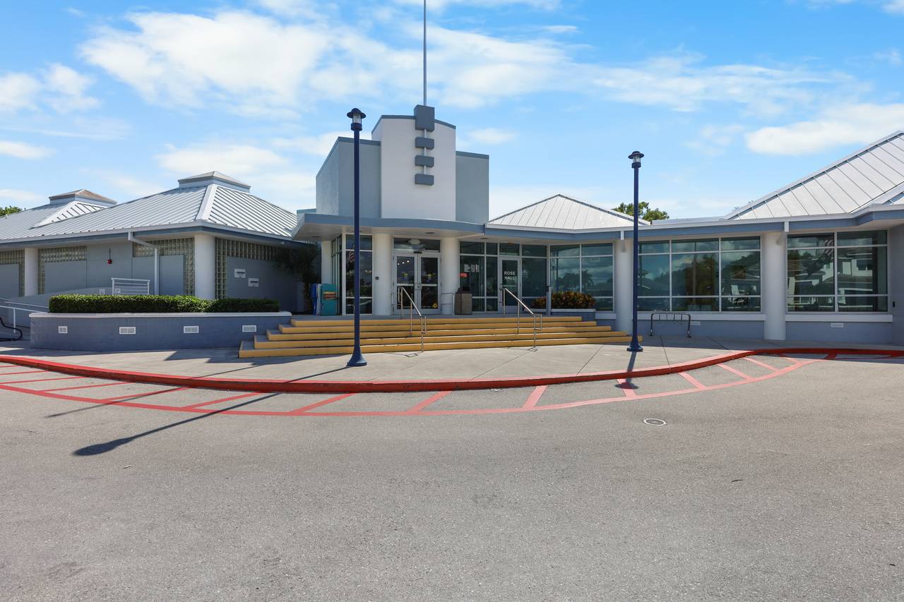 Exterior Exterior