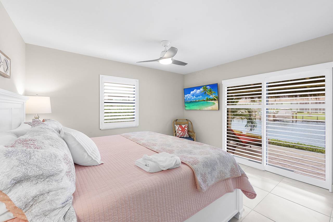 Guest Bedroom Guest Bedroom