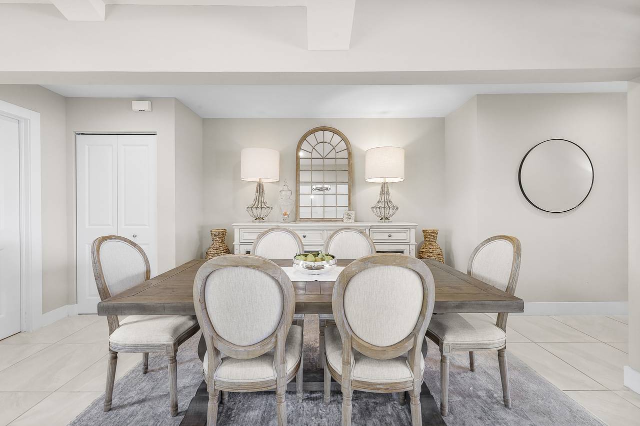 Dining Room Table Dining Room Table