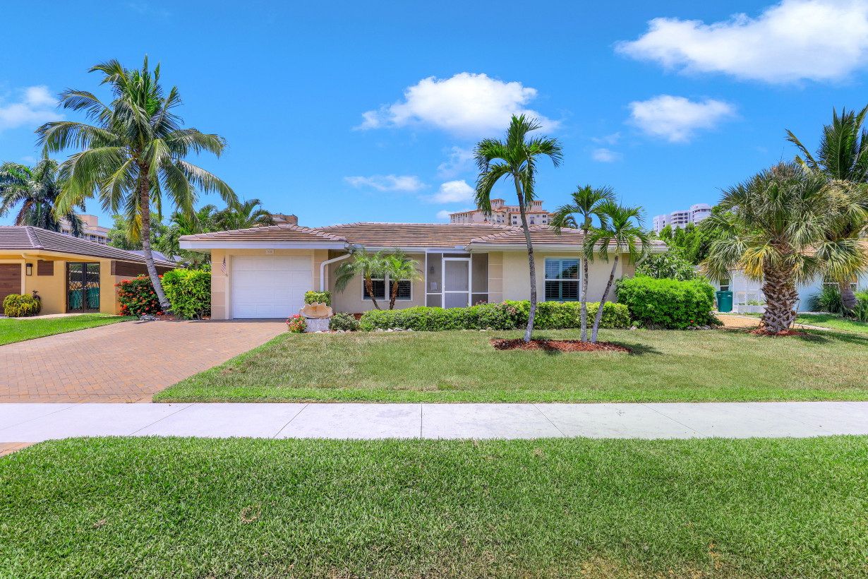 flamingo home for sales on satellite beach