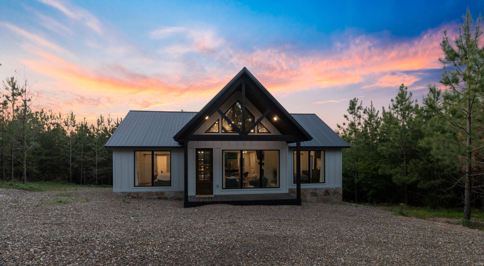 Painted Sky | Marshmallow Memories Cabin Retreats