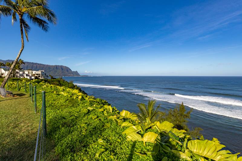 Hanalei Bay Villas 36 with bedroom AC Na Pali Properties, Inc.