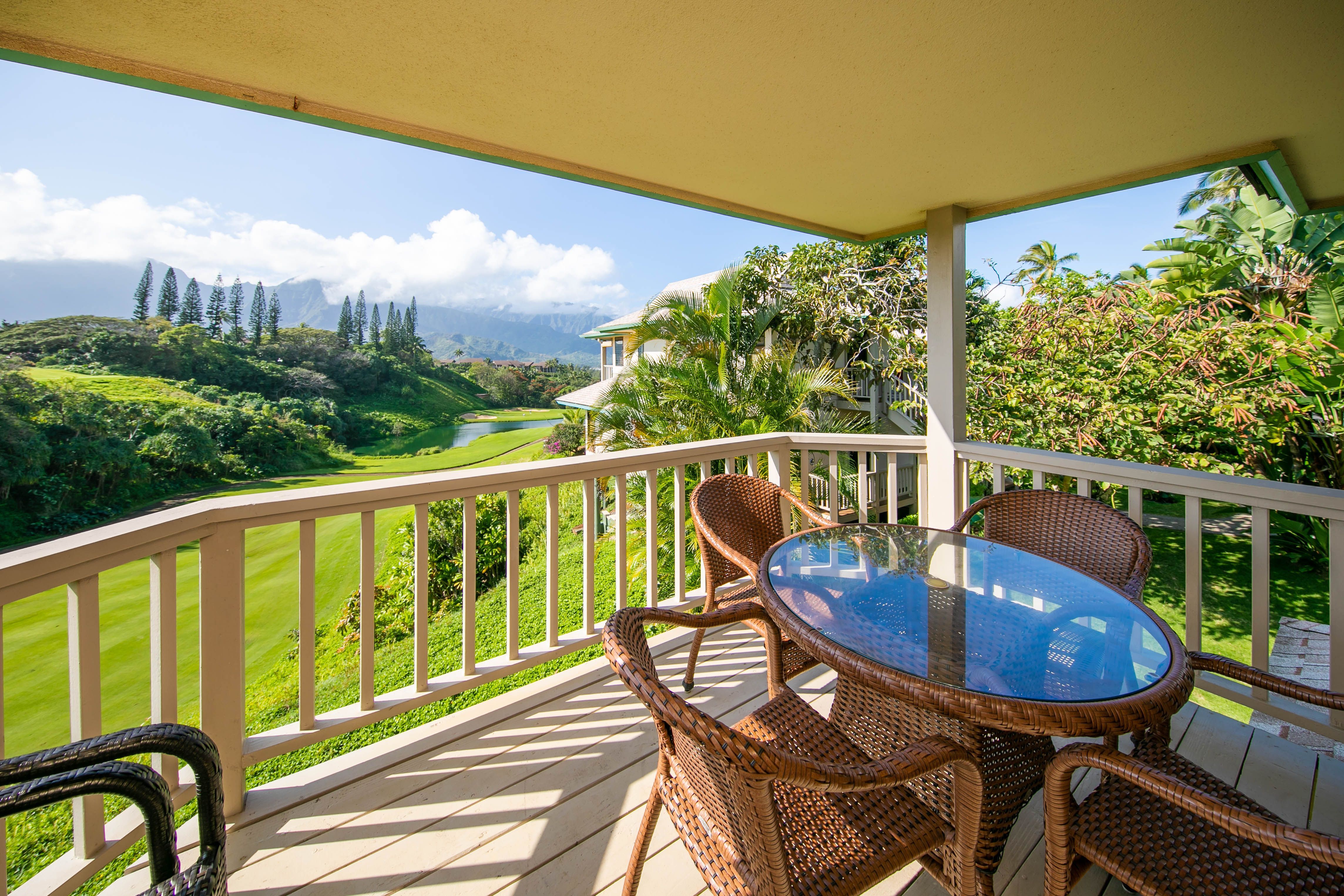 Hanalei Bay Villas 22 with bedroom AC Na Pali Properties, Inc.