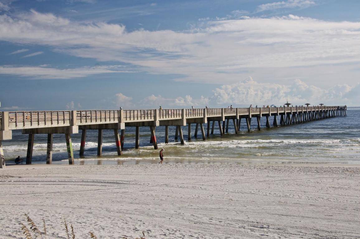 Jax beach Pier