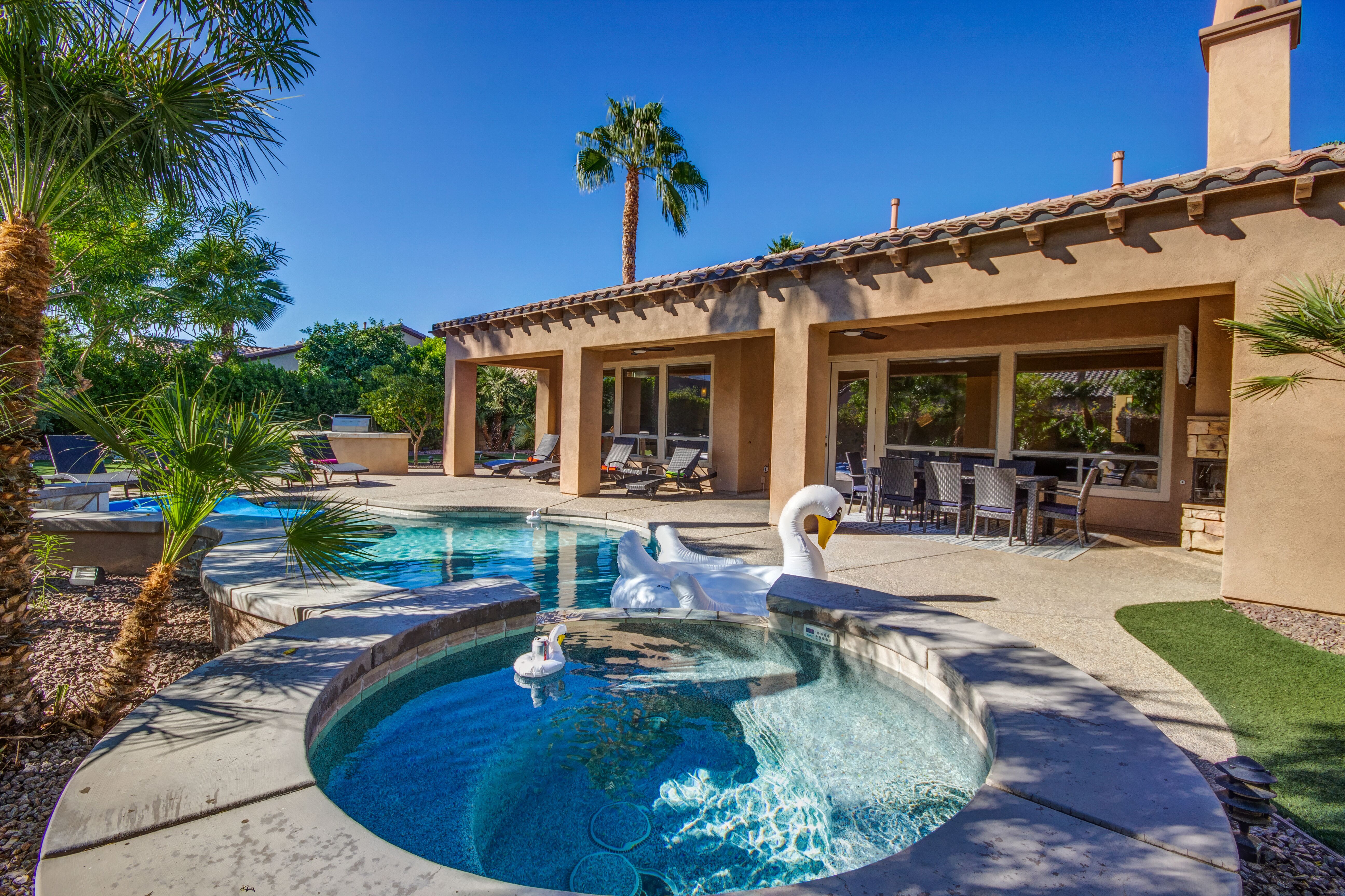 Desert Serenity - My Palm Springs Vacation Homes