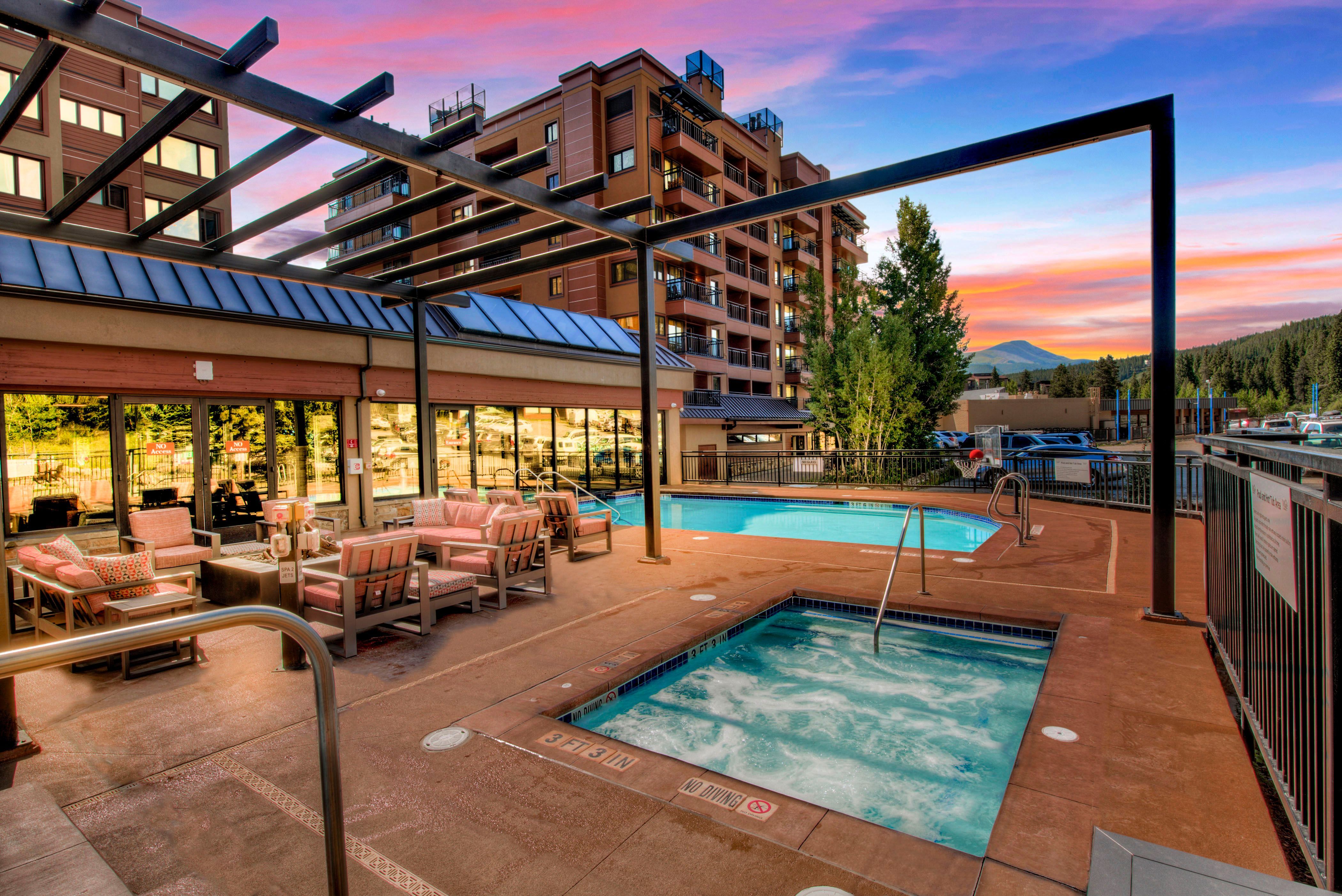 Village at Breckenridge Peak 9 Inn, Liftside 402 Breckenridge