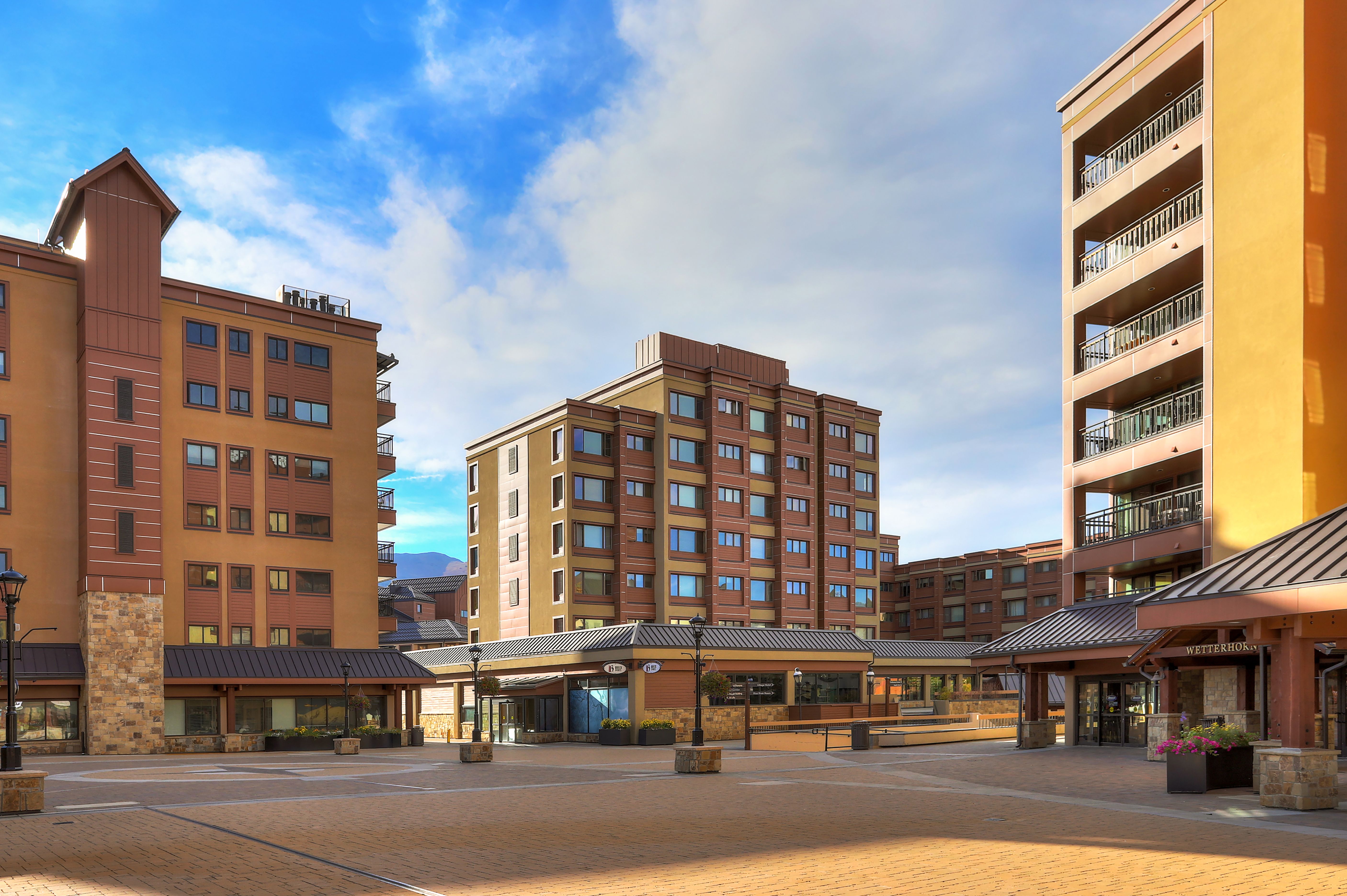 Village at Breckenridge Peak 9 Inn, Liftside 402 Breckenridge