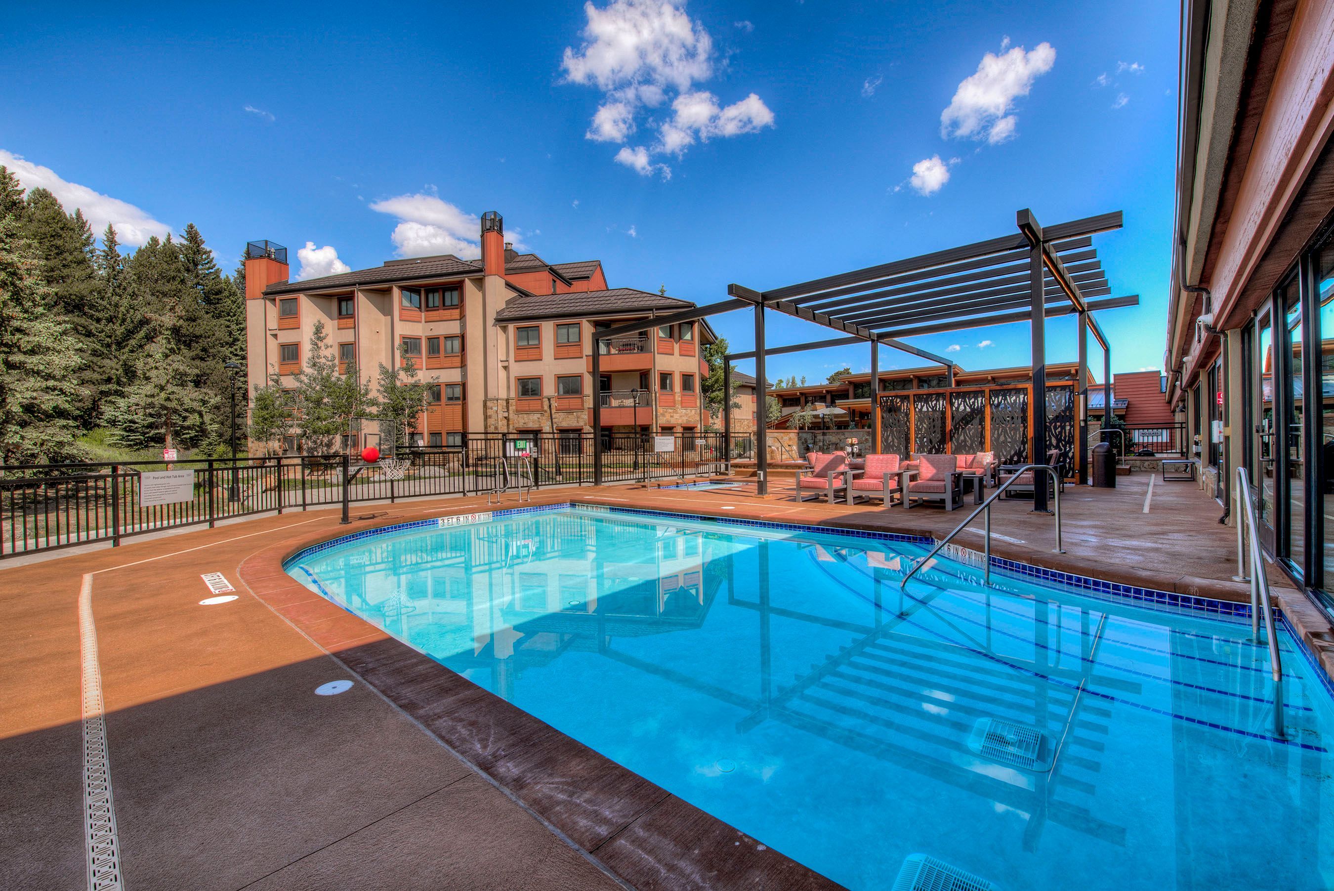 Village at Breckenridge Peak 9 Inn, Liftside 403 Breckenridge