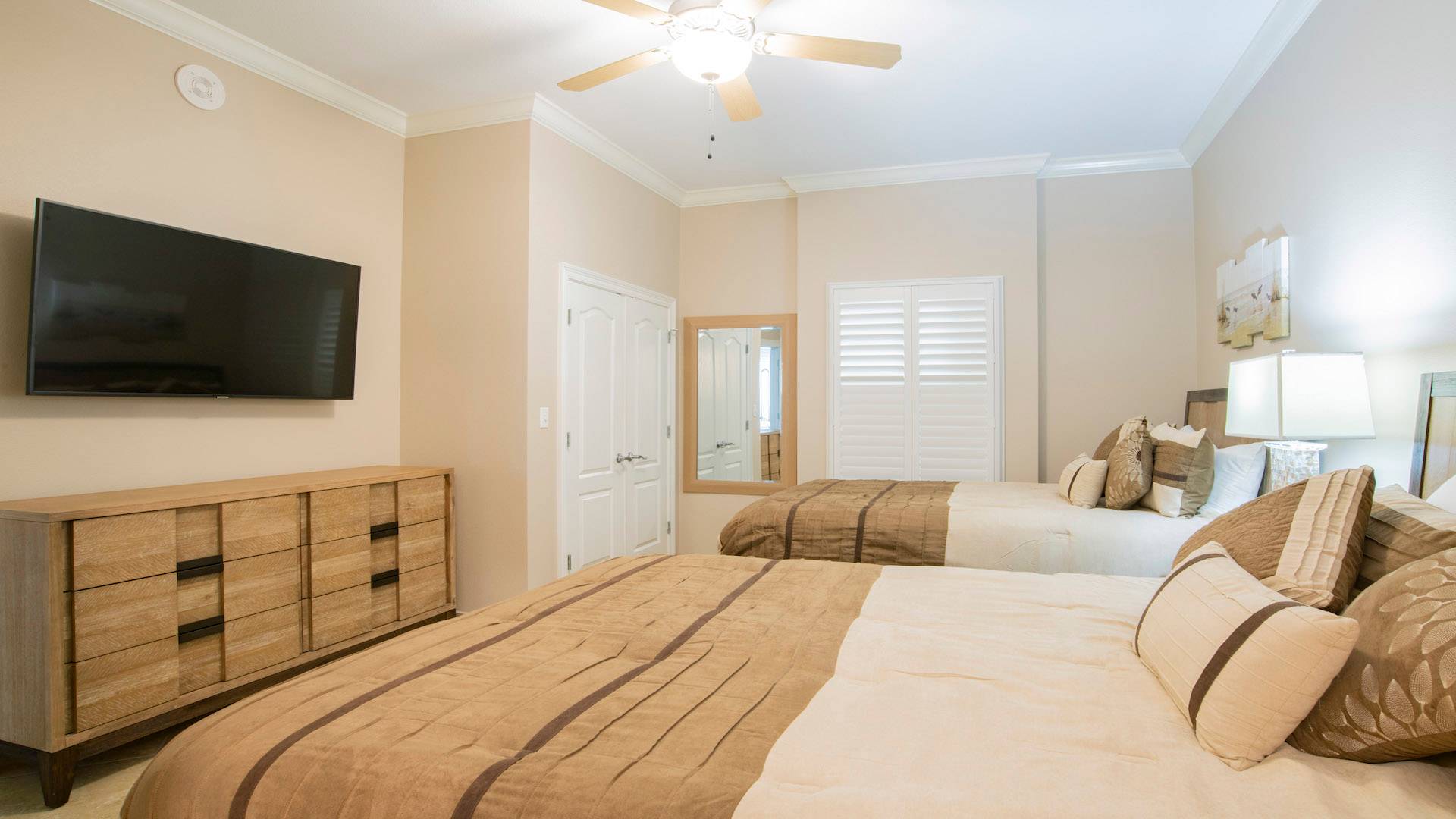 Phoenix Orange Beach 2104 3rd bedroom