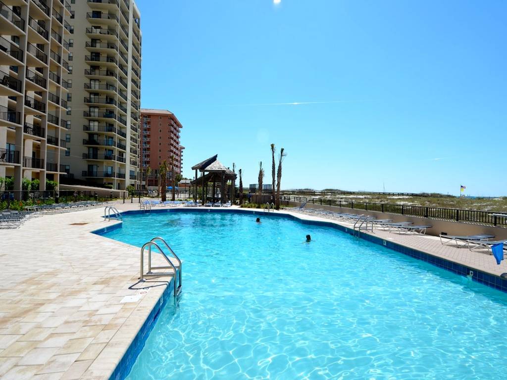 Phoenix East Outdoor Pool