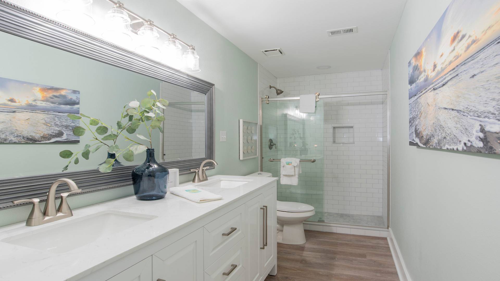 Phoenix V 1113 Master bath
