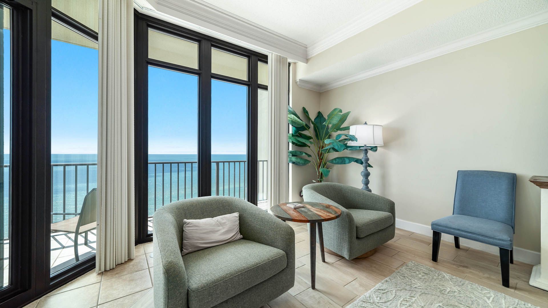 111 THR丰ONE × blackmeans ウエストポーチ Phoenix West 1708 | Phoenix Rentals Vacation Properties