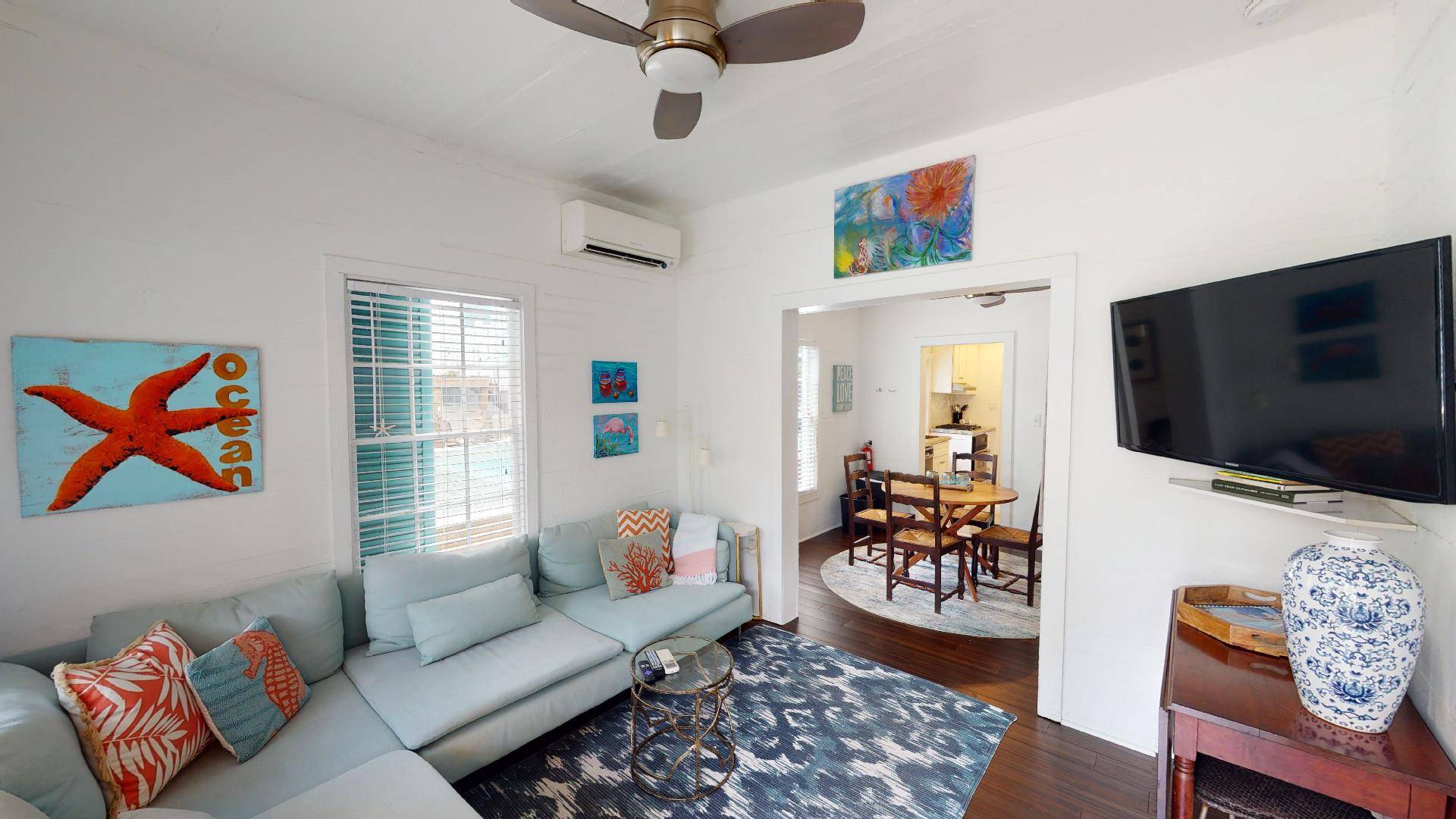 807 Living Room