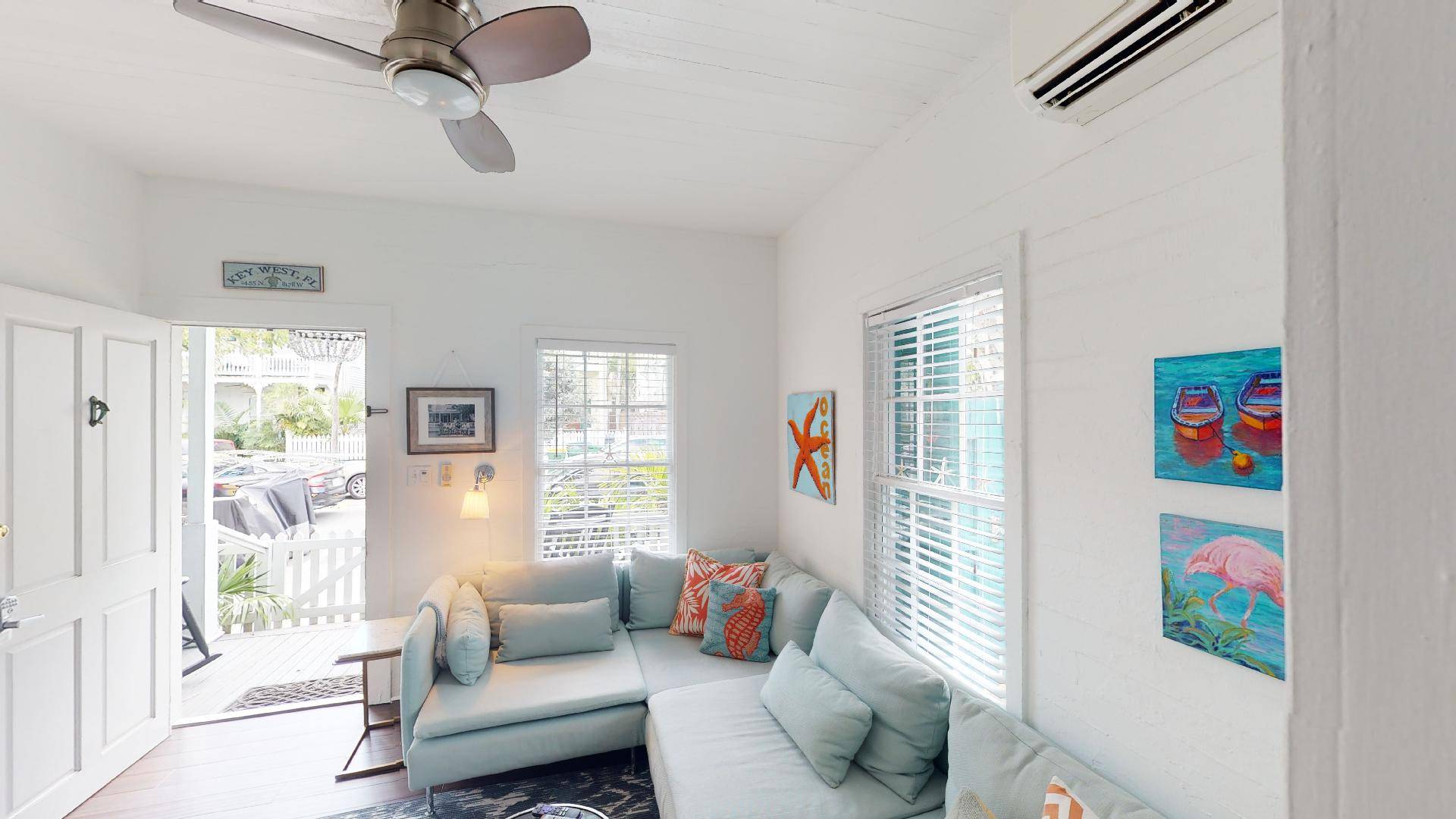 807 Living Room