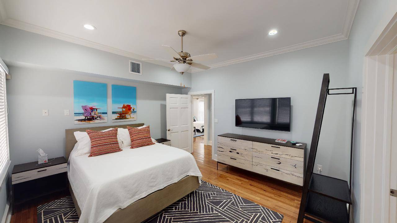 Main Bedroom/Flat Screen TV