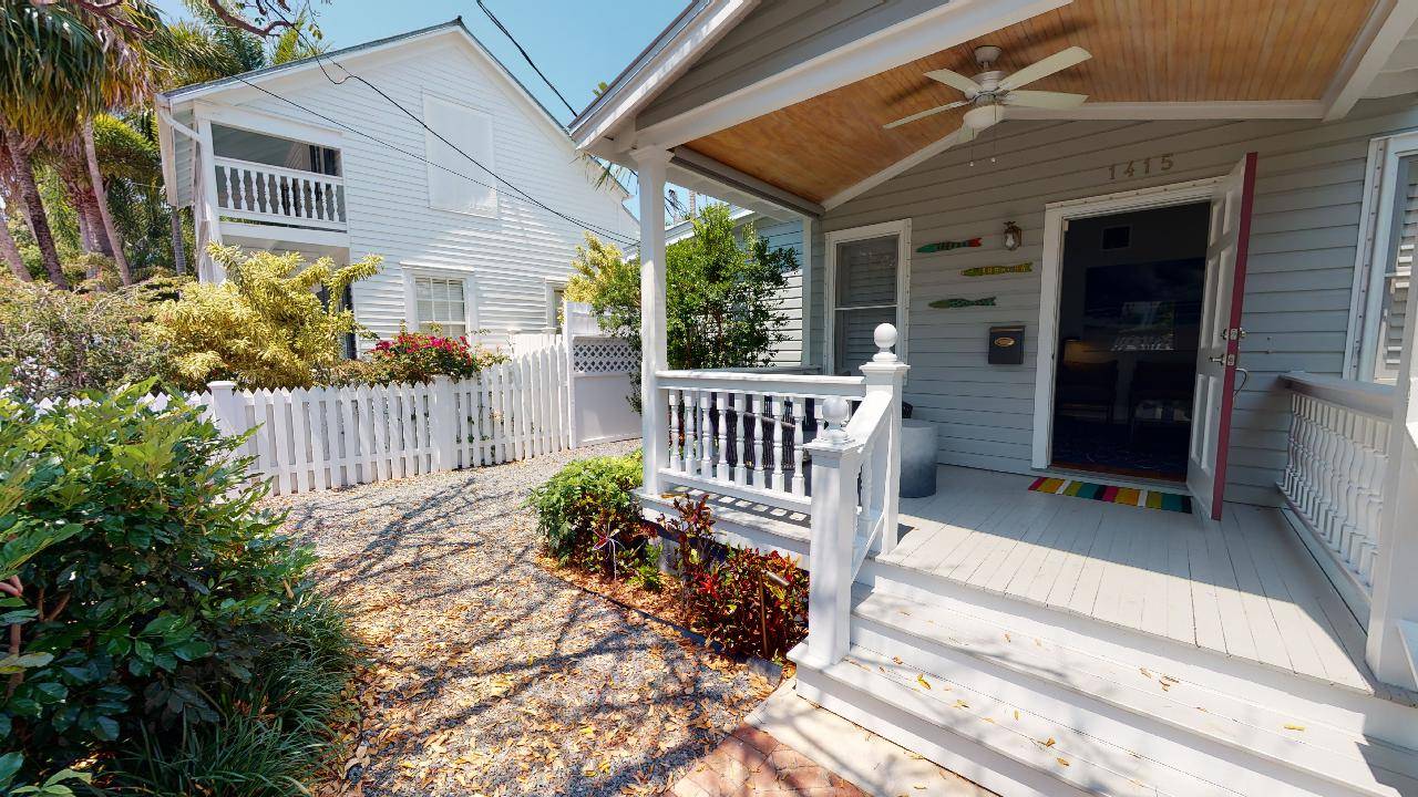 Front Porch/Side yard/Parking