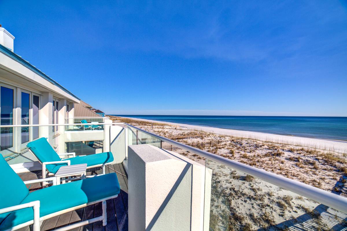 Ariola 1212 Paradise Beach Homes