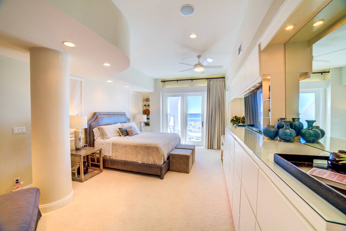 Ariola 1212 Paradise Beach Homes