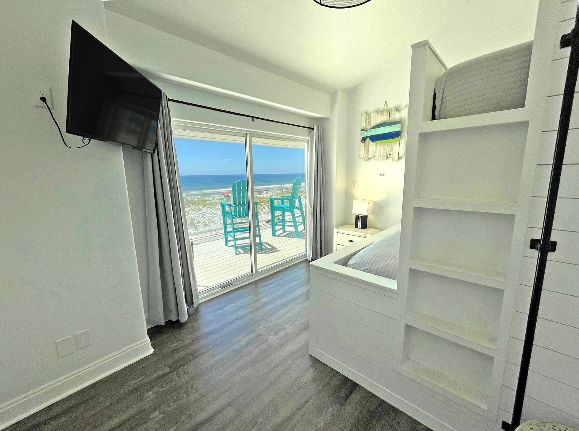 Ariola 100 Paradise Beach Homes