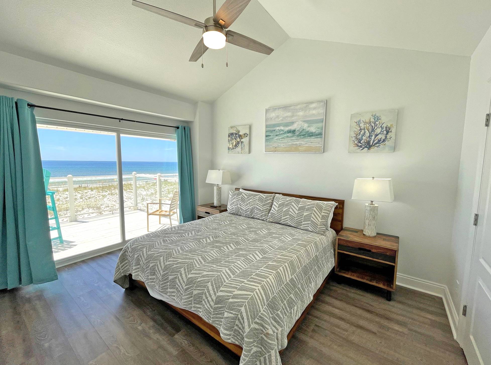 Ariola 100 Paradise Beach Homes