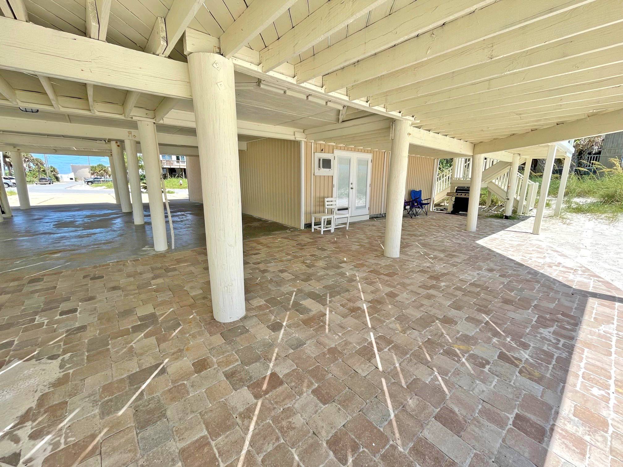 Ariola 100 Paradise Beach Homes