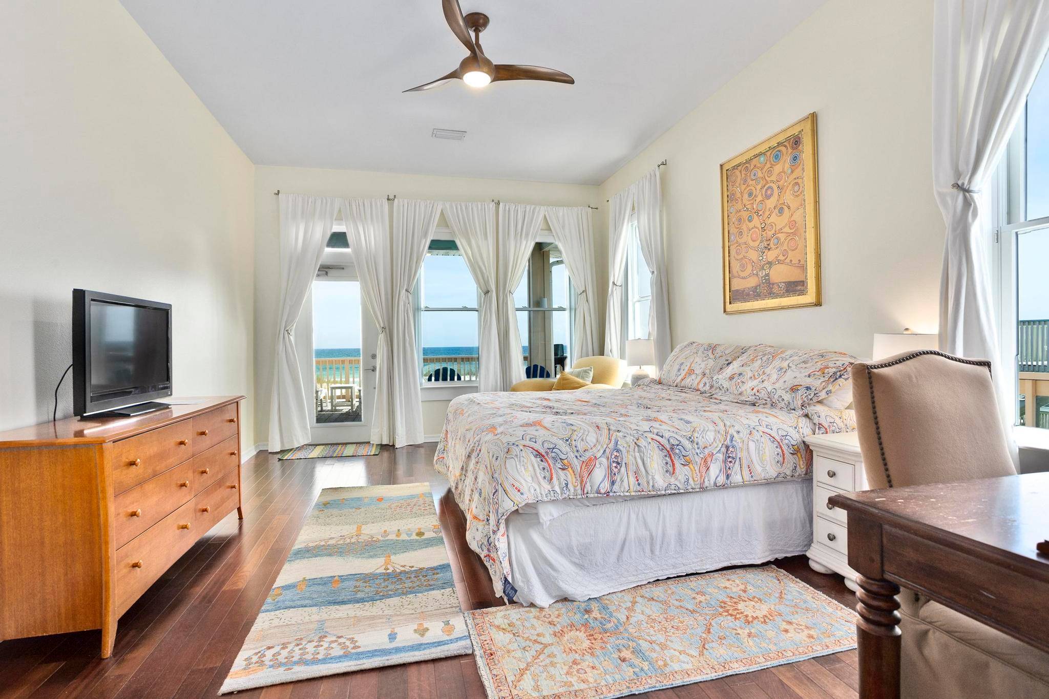 Ariola 1004 Paradise Beach Homes