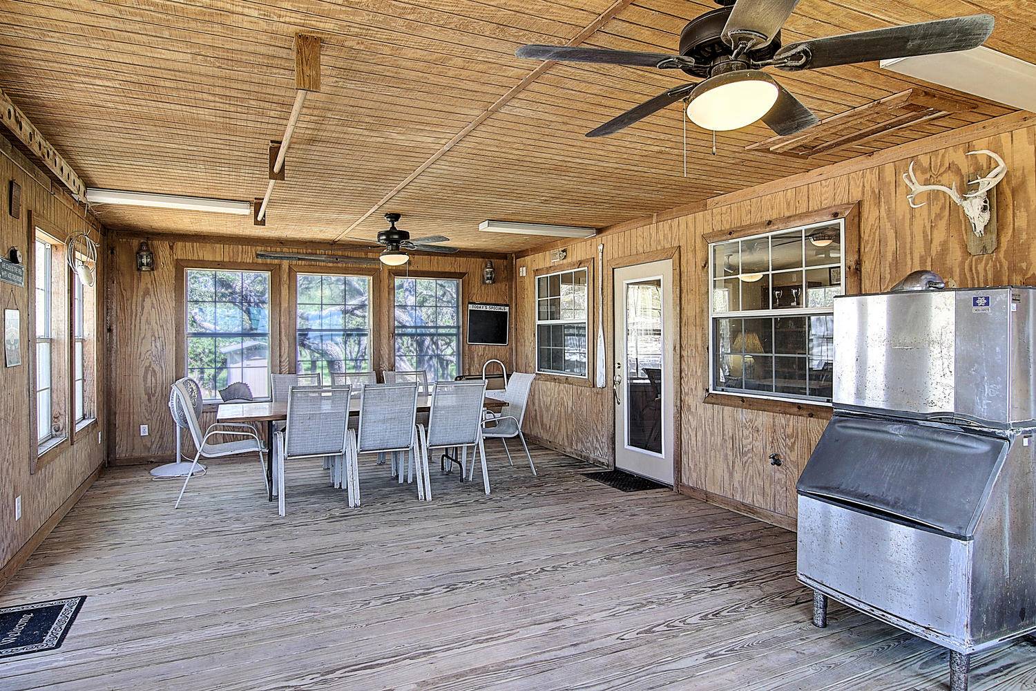 Bonus Living and Dining Area with Ice Maker