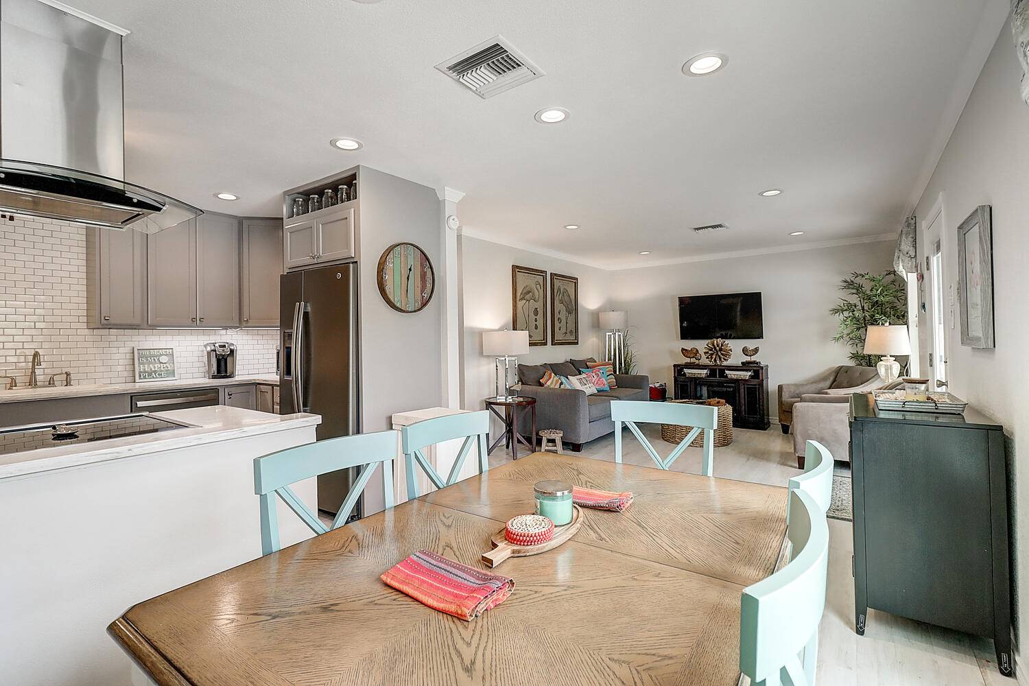 Open Living, Kitchen and Dining
