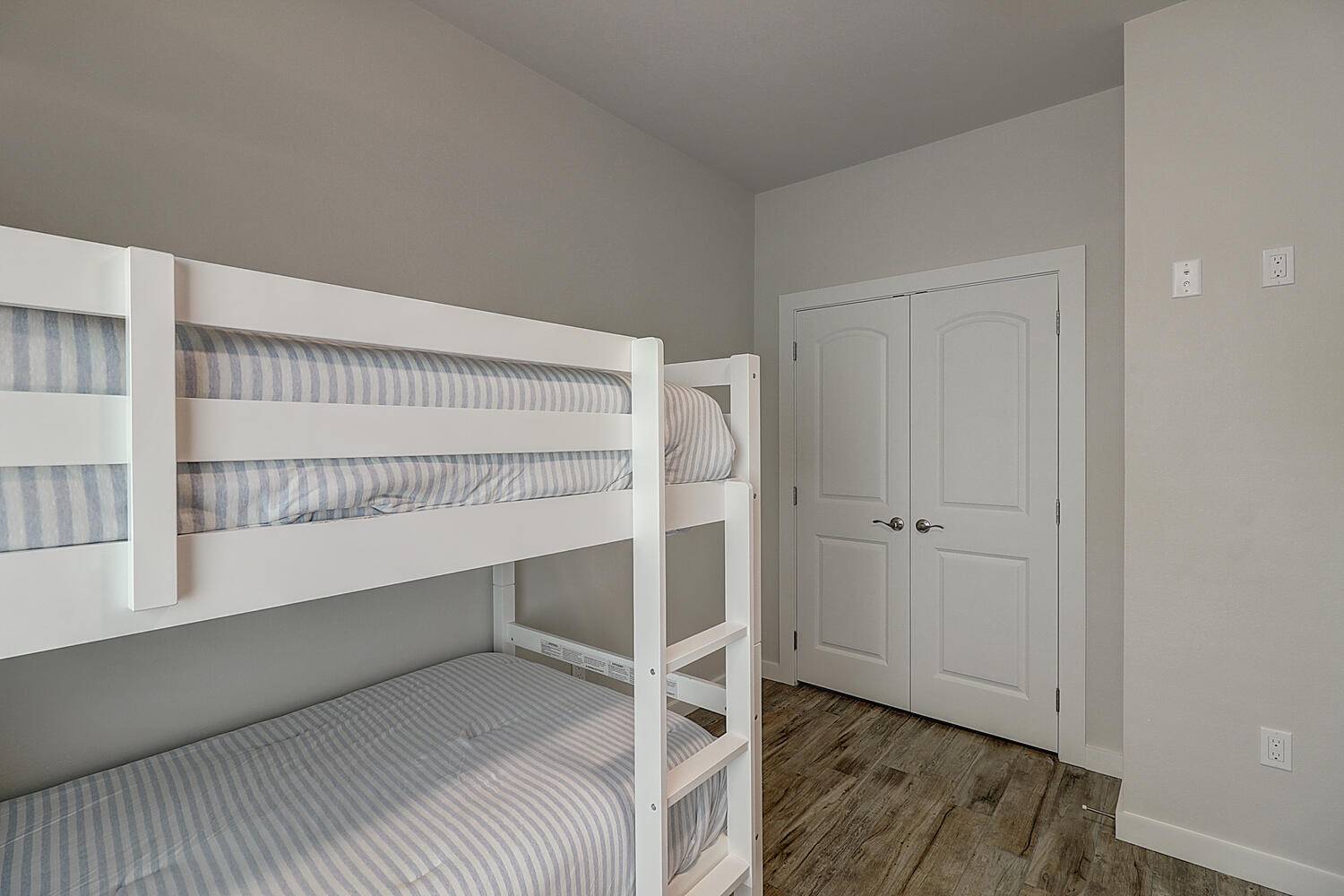 Third Bedroom with Twin Bunkbeds