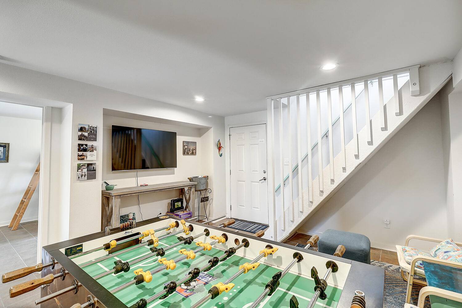 Bonus Living Area and Foosball Table