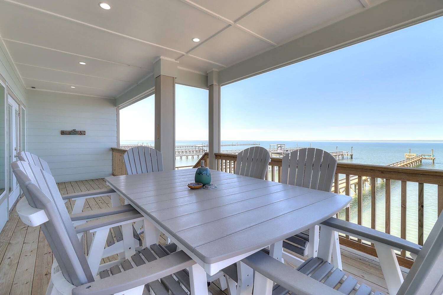 Outdoor Dining Area