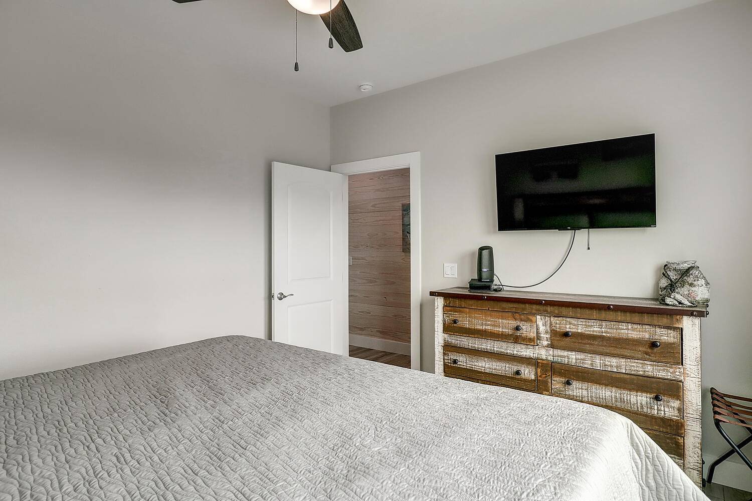 Second Bedroom with King Bed
