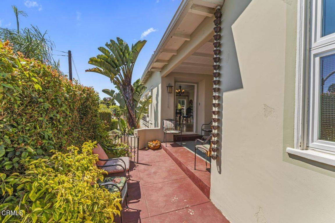 1497M Beach Town Bungalow RE/MAX Gold Coast Property Management