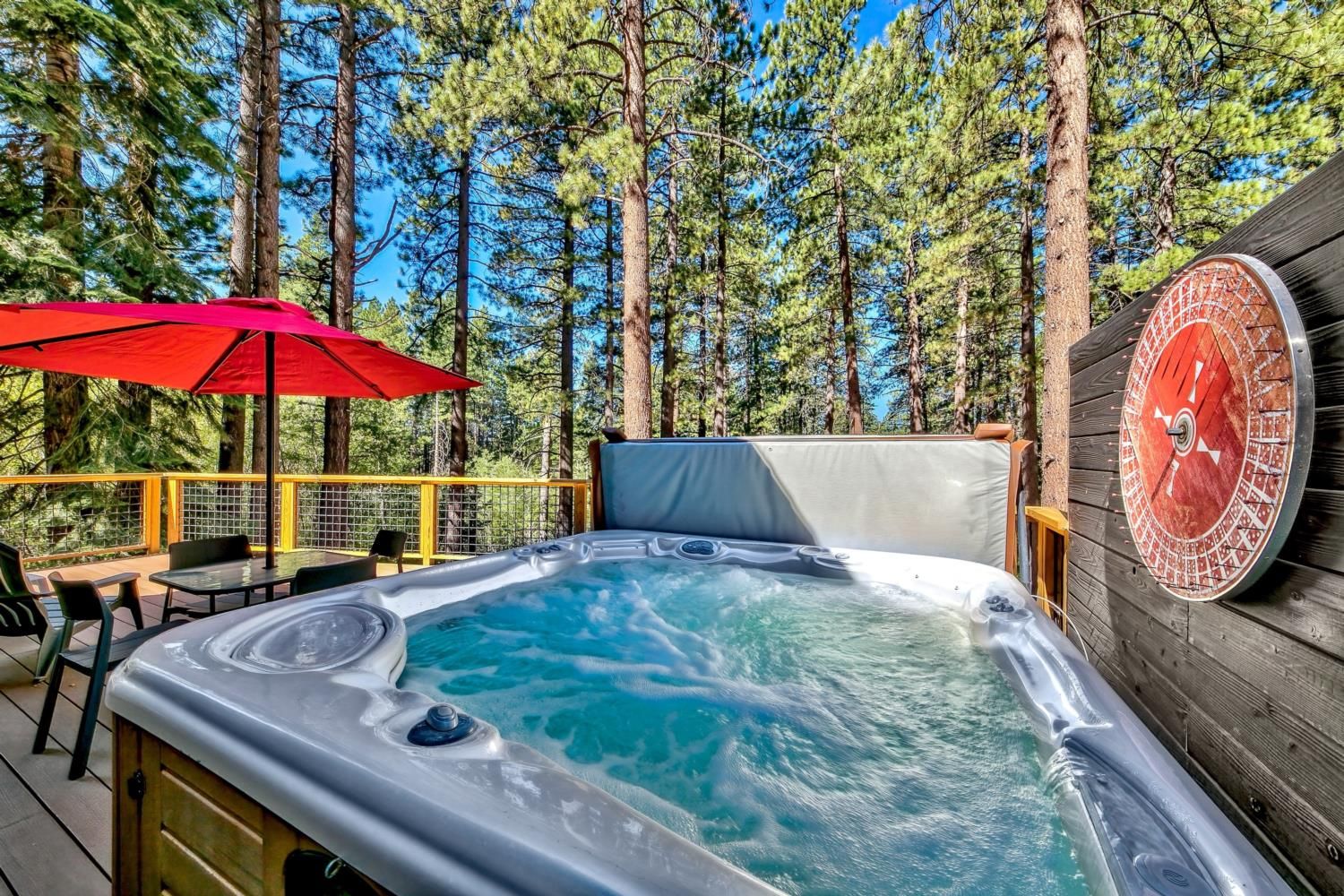 Gunbarrel Den Pets, Hot Tub, BBQ RnR Vacation Rentals