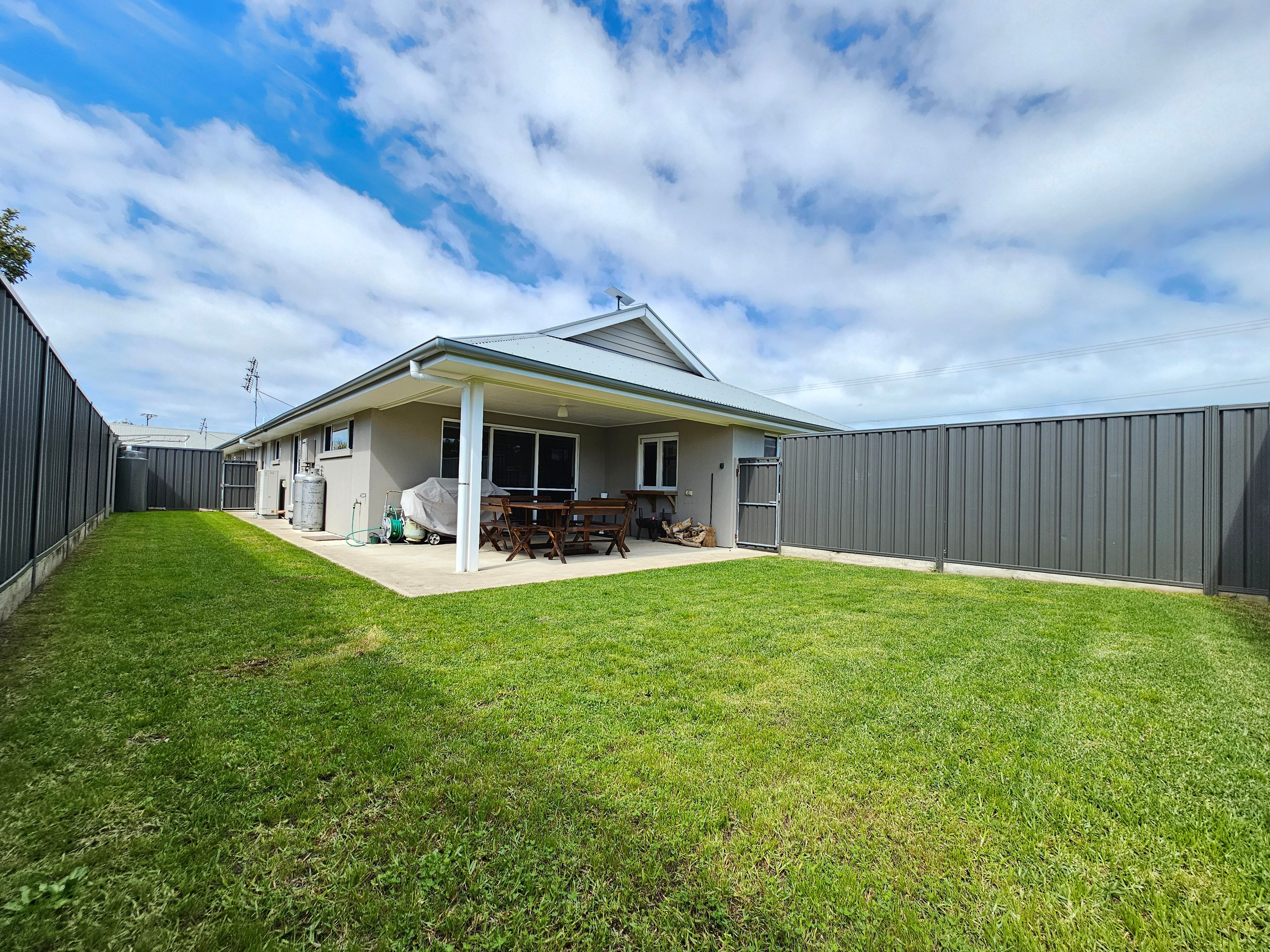 Julia's 15 Davenport Street Robe Holiday Rentals