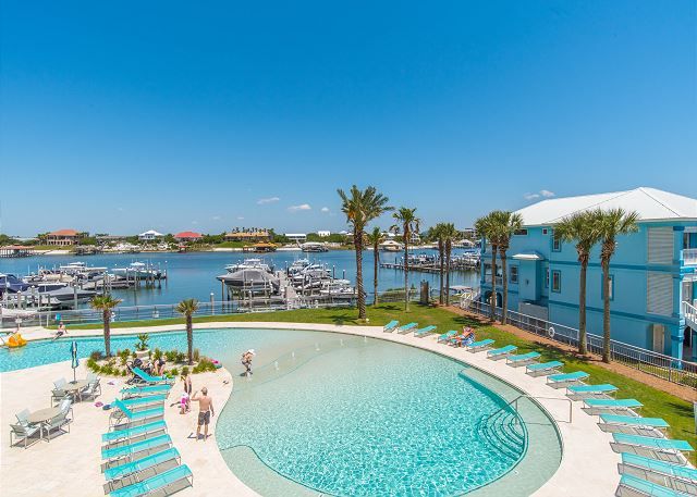 Bella Luna: The Ultimate Getaway in Orange Beach, AL