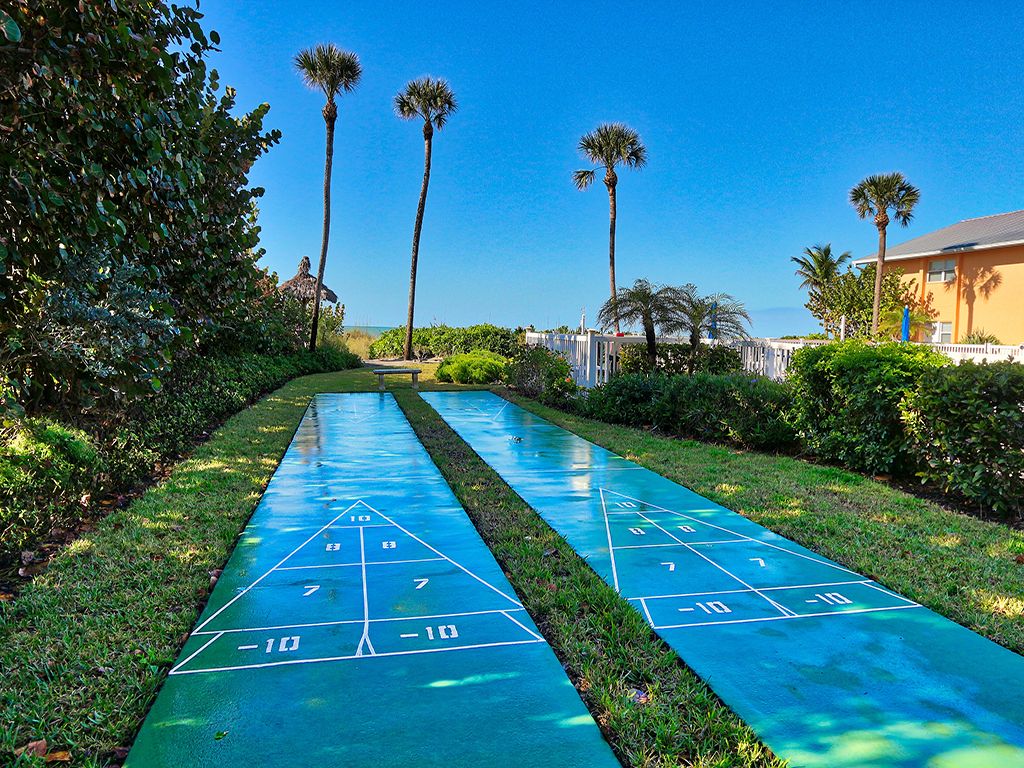 Shuffleboard Courts