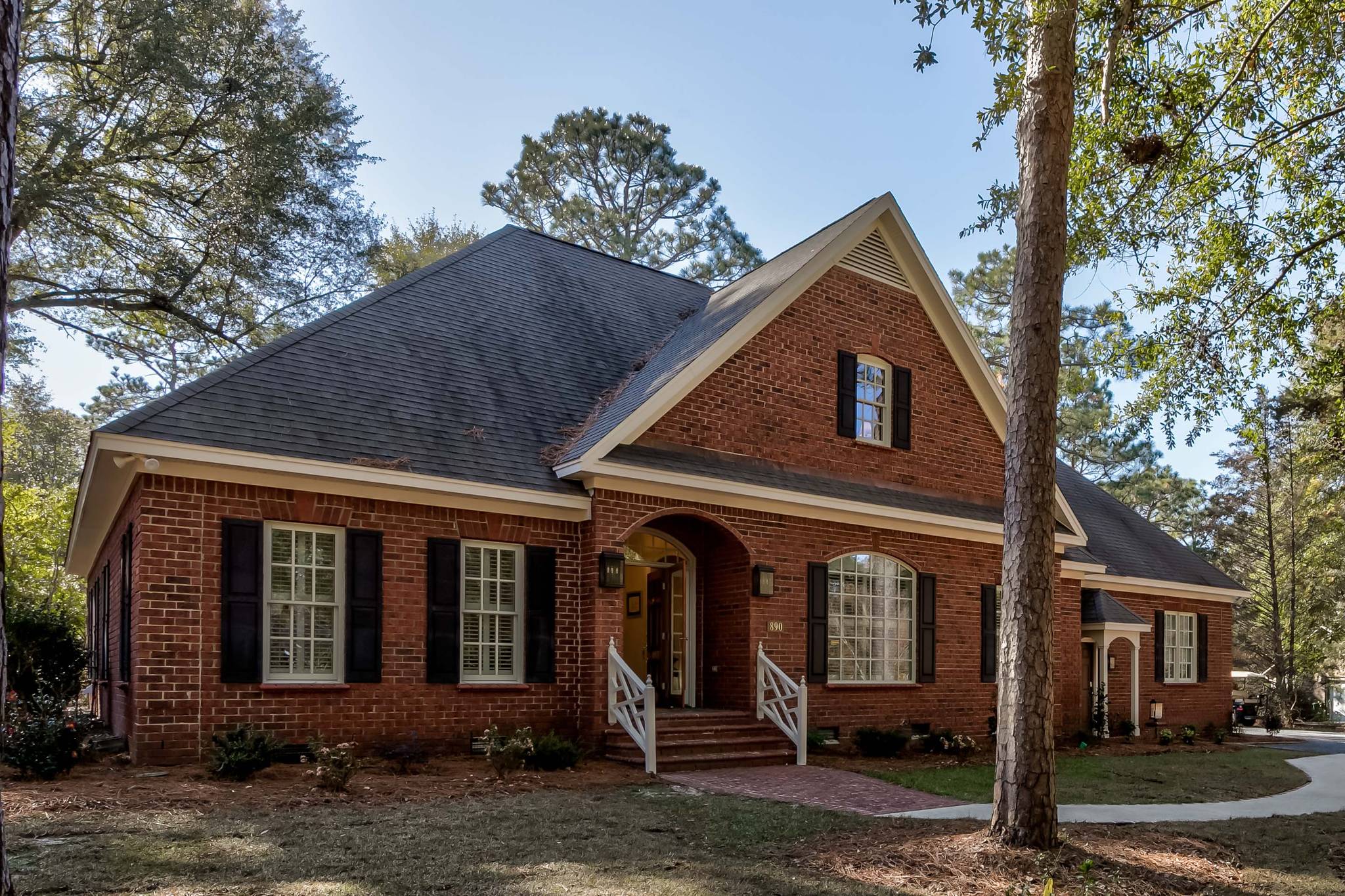 890 Donald Ross 890 Donald Ross