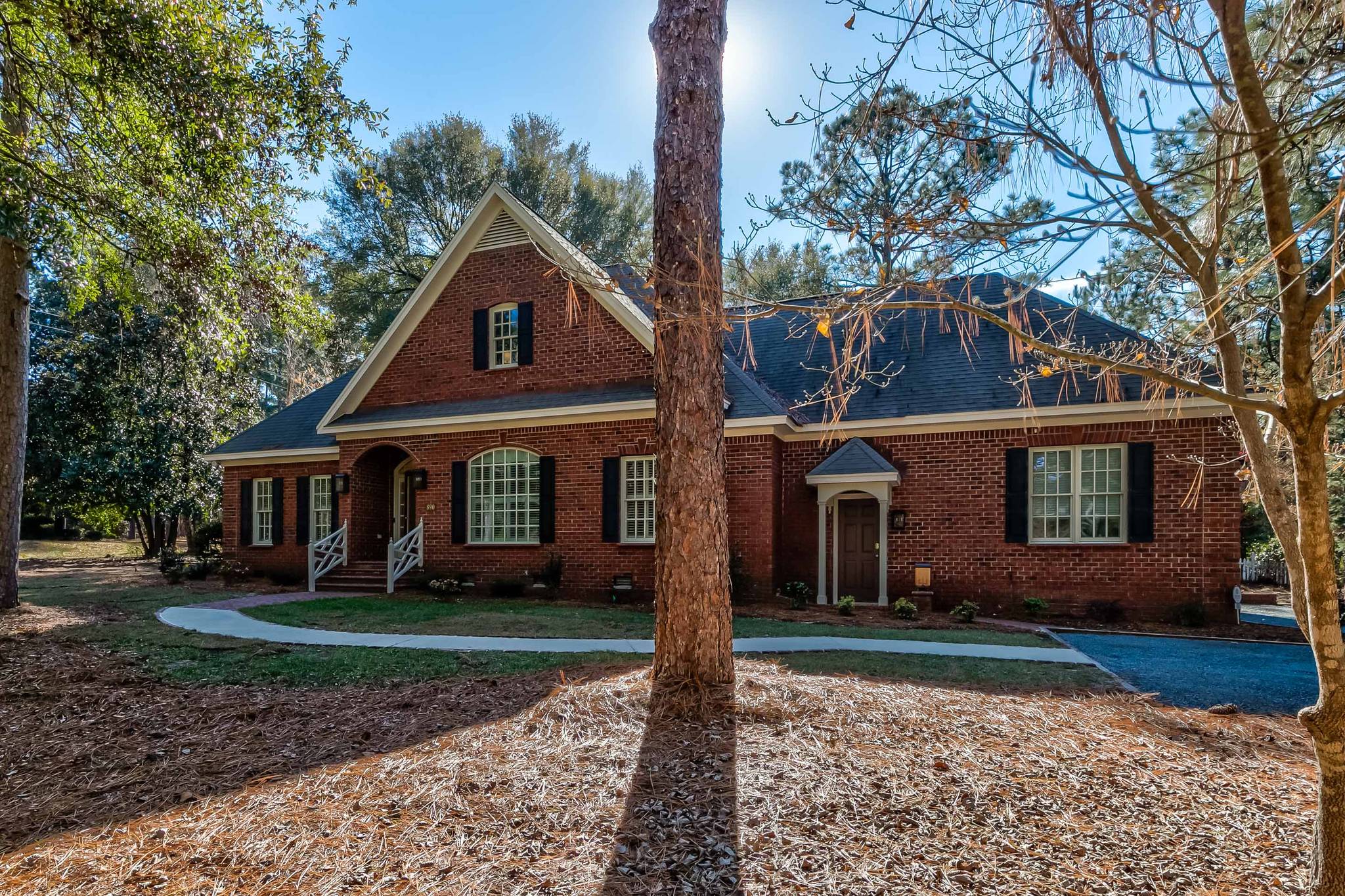 890 Donald Ross 890 Donald Ross