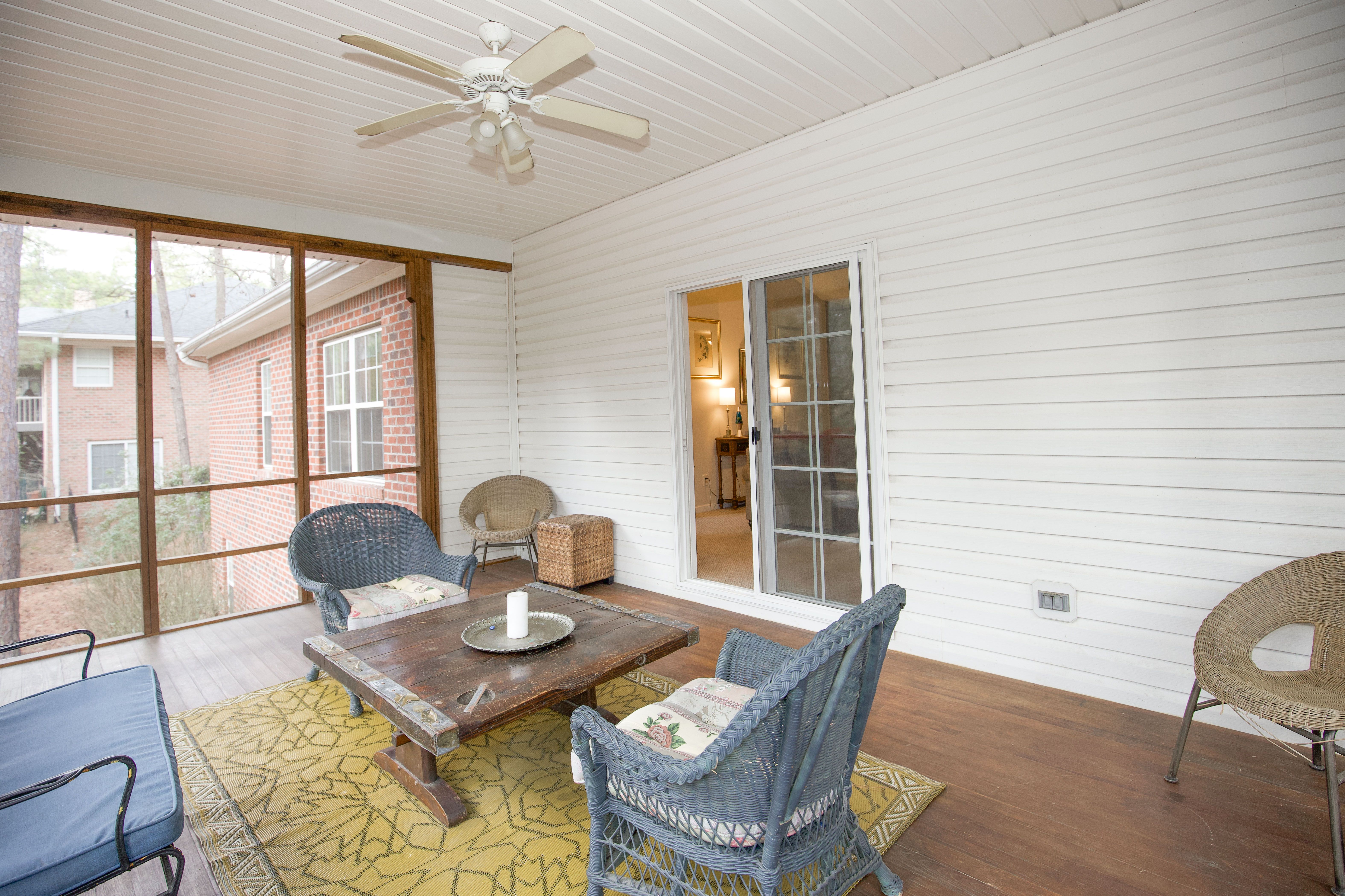 8 FullSize Beds on Idlewild Available during 2024 Open Sandhills